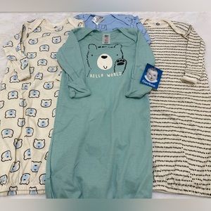 Gerber Newborn Gowns- 4 pack